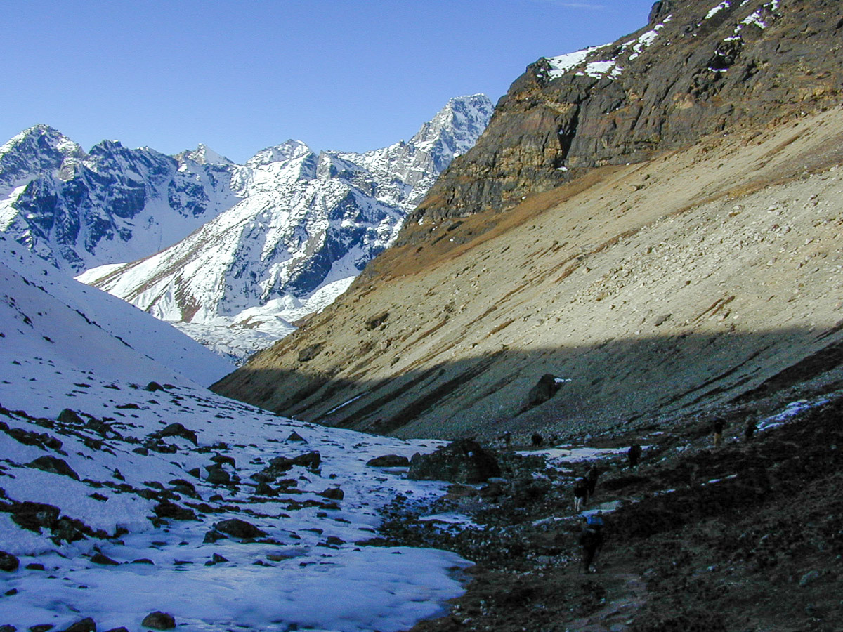 Day 11 - Climb up the Cho La Pass