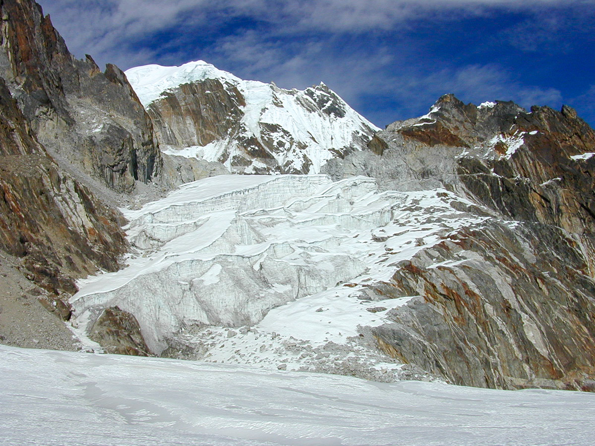 Day 11 cont. - Descend down the Cho La Pass